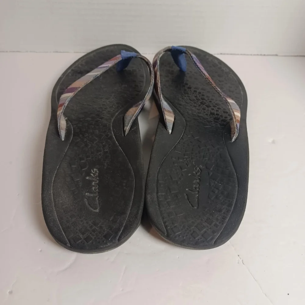 Clarks Men's Thong Flip Flops Sandals Comfort Thick Sole Striped Strap‎ SZ 10